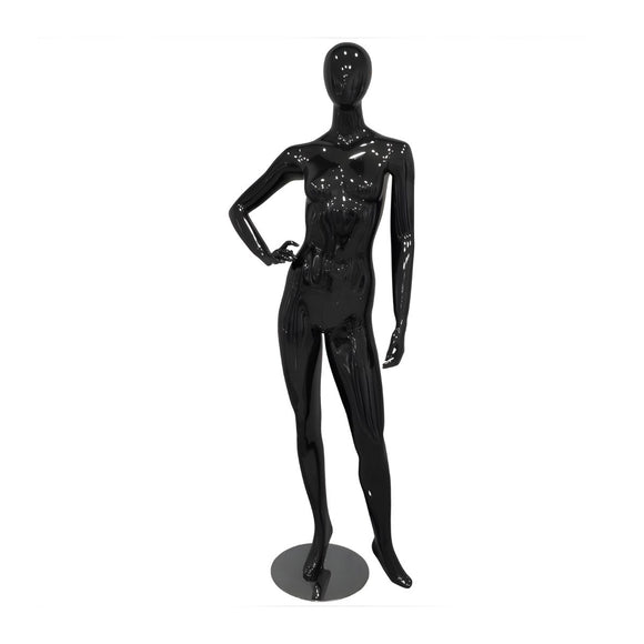 RIGHT HAND ON HIP B/W MANNEQUIN